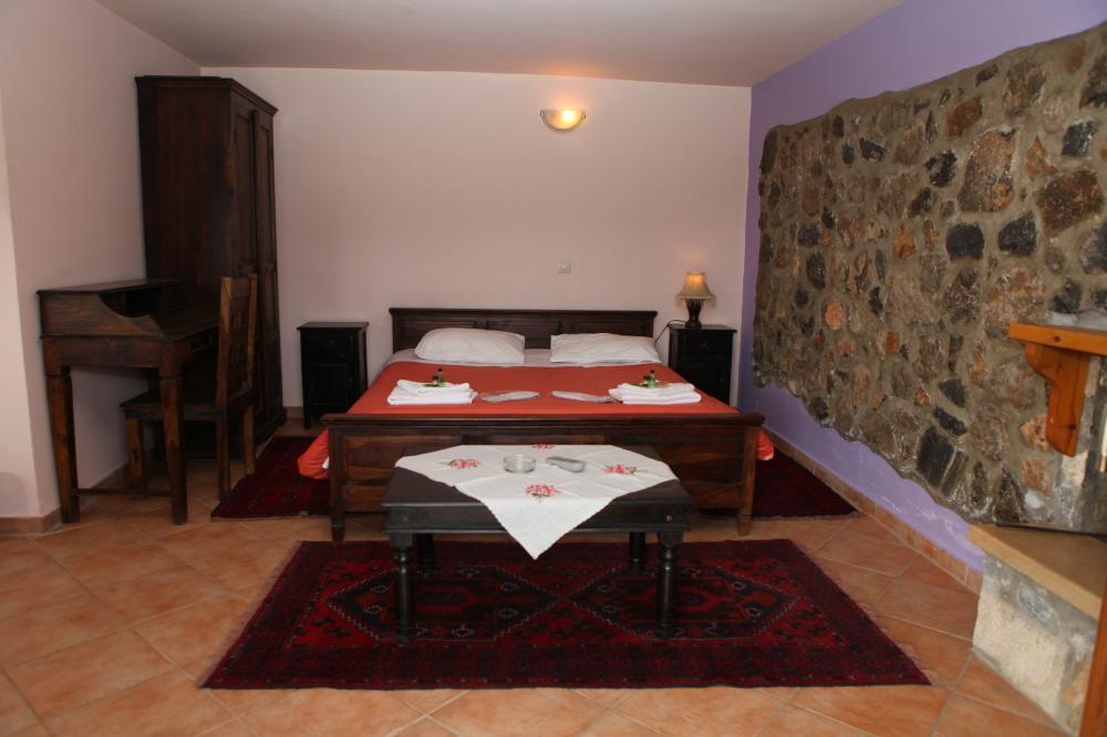 Pasithea Mountain Chalet *